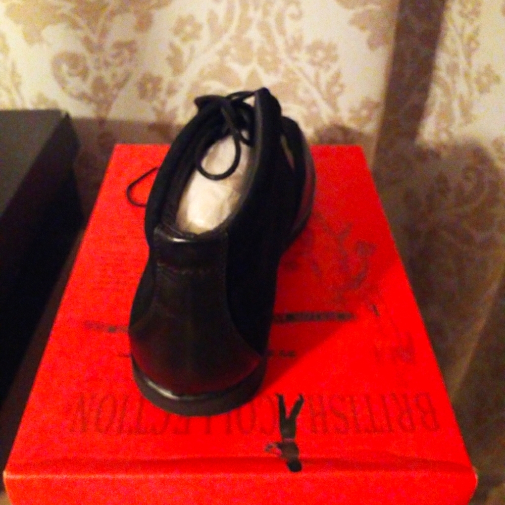 Brand new Bally style shoe